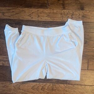 Avia Women's White joggers